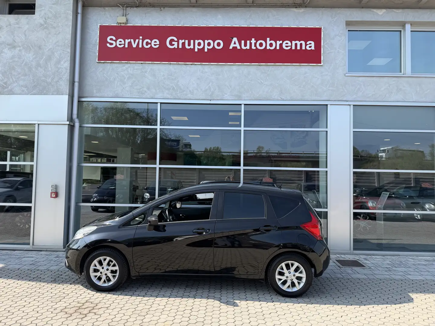 Nissan Note Note II 1.2 Acenta Plus 80cv E6 Schwarz - 2