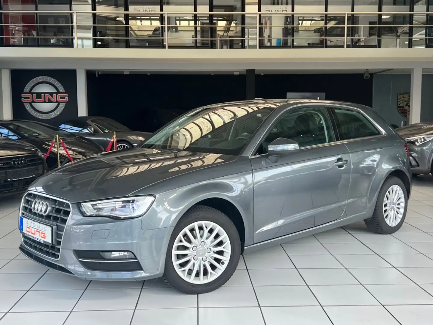 Audi A3 ambiente * Navi*Xenon *Sitzheizung * Top Gris - 2