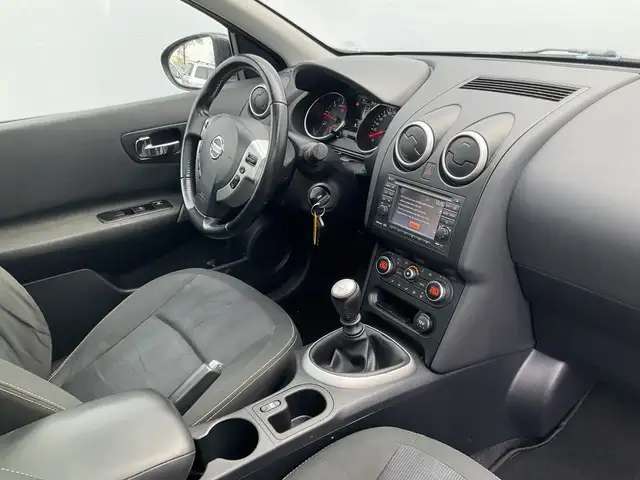 Nissan Qashqai view 3