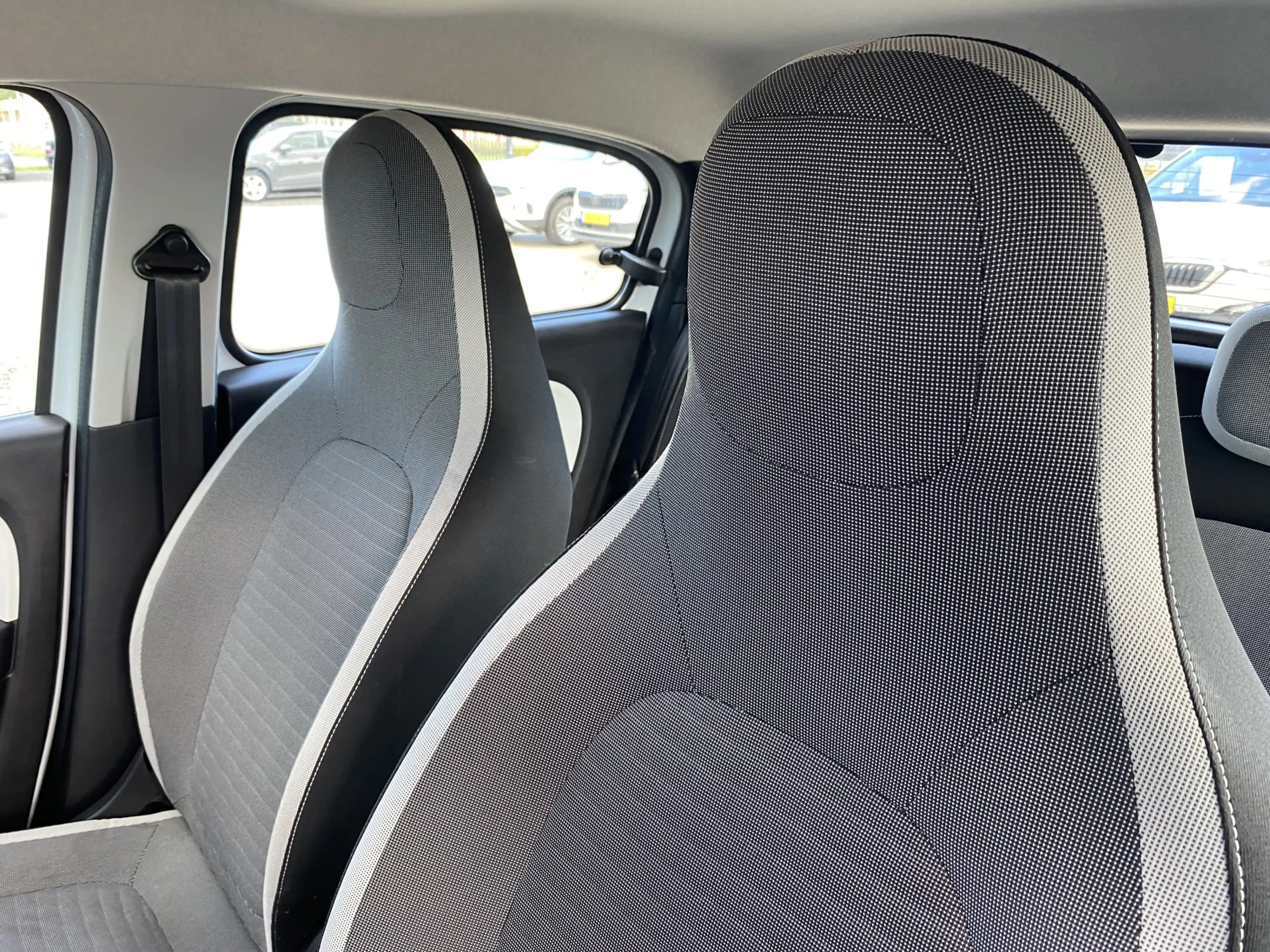 Renault Twingo 1.0 SCe Collection Airco , Cruise Control — photo 11