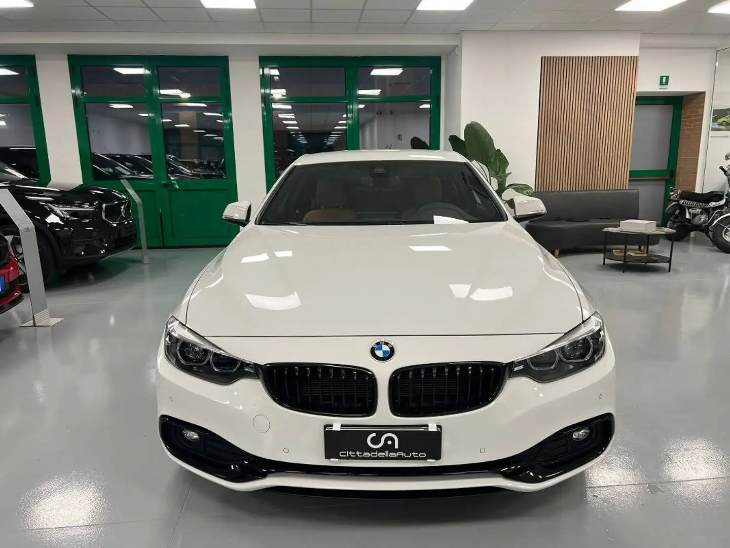 BMW 420 420d Sport auto Weiß - 2