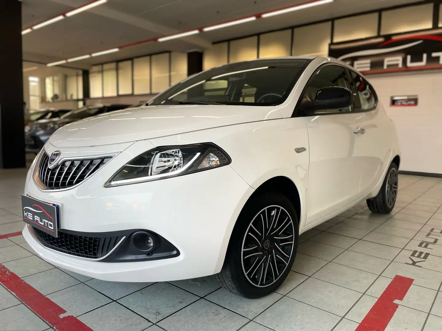 Lancia Ypsilon 1.0 firefly hybrid  s Bianco - 1