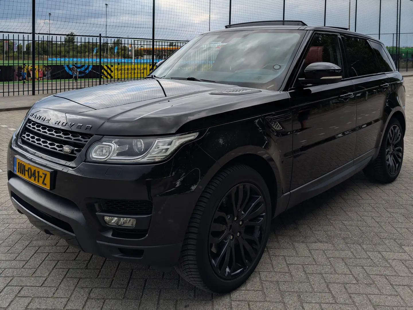 Land Rover Range Rover Sport 3.0 TDV6 HSE Dynamic Black - 1