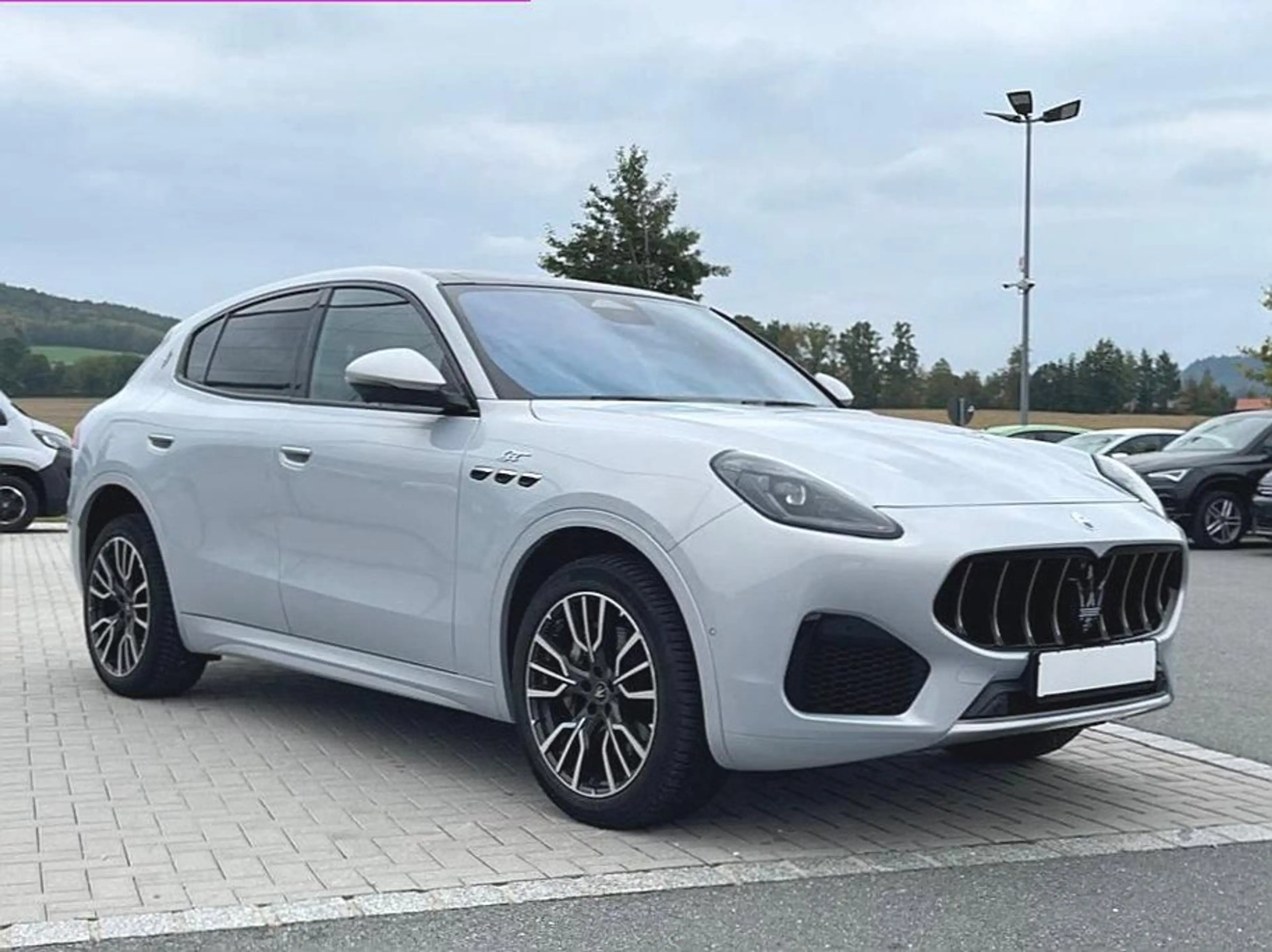 Maserati Grecale GT 2.0 MHEV Panoramadach Sonus — photo 2