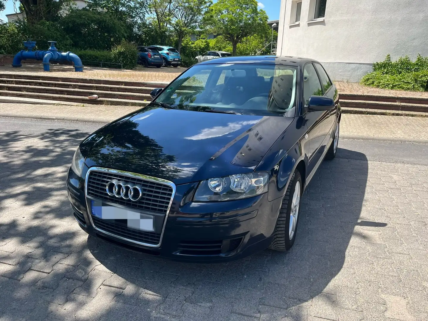 Audi A3 2.0 TDI Attraction (103kW) TÜV 09.2025 Blau - 1