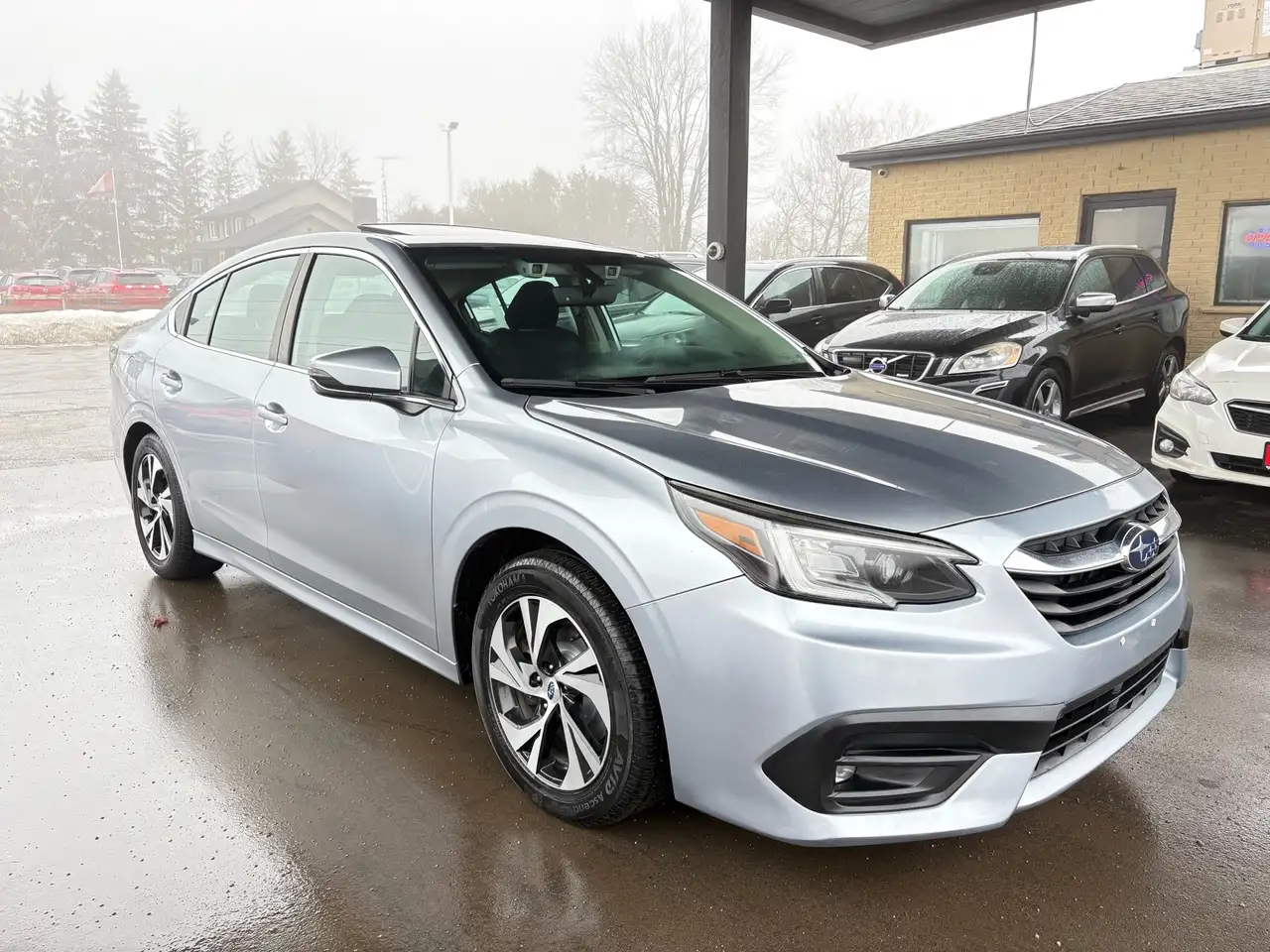 Subaru Legacy снимка Subaru Legacy