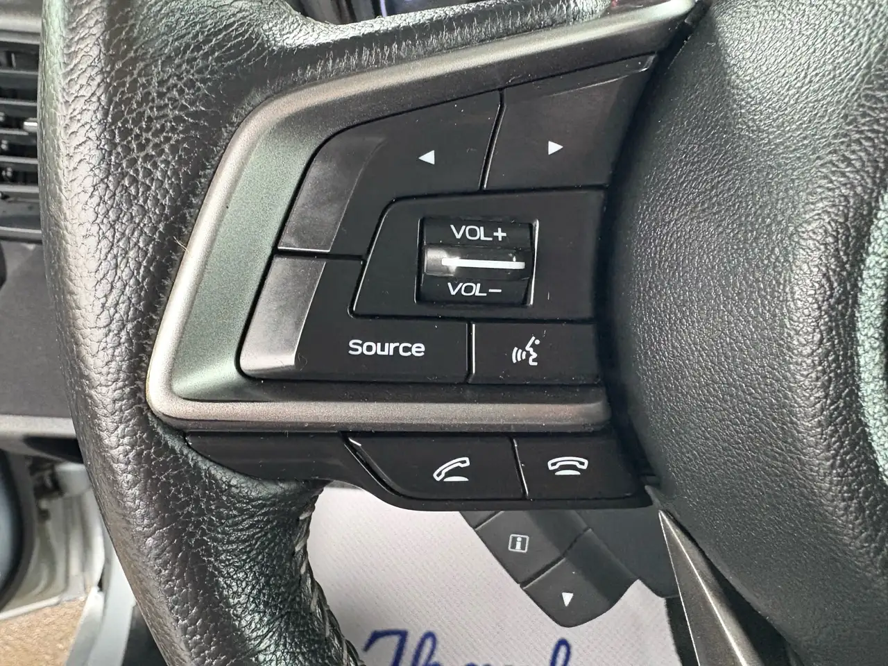 Subaru Legacy снимка Subaru Legacy