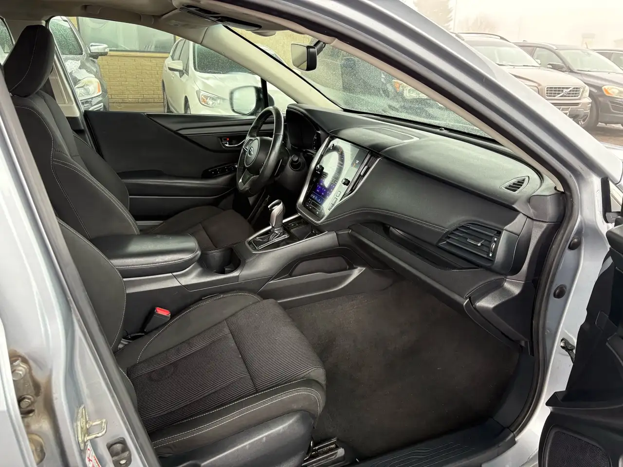 Subaru Legacy снимка Subaru Legacy