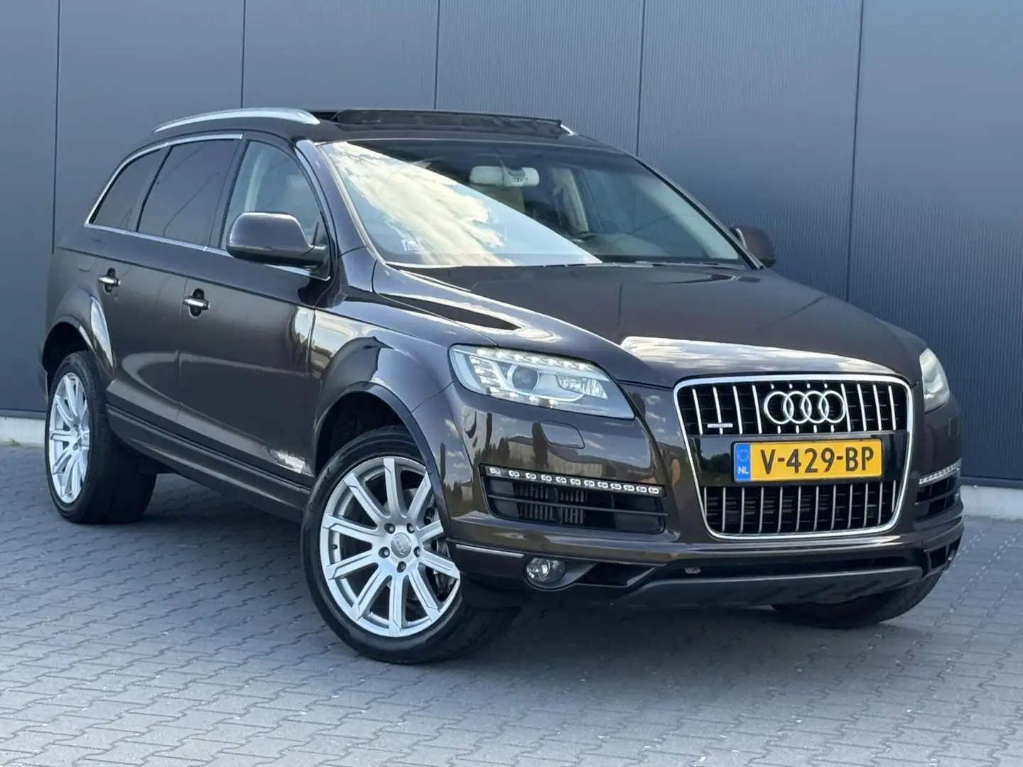 Audi Q7 3.0 TDI Quattro S-Line Facelift - Pano - Grijs Ken Brun - 2