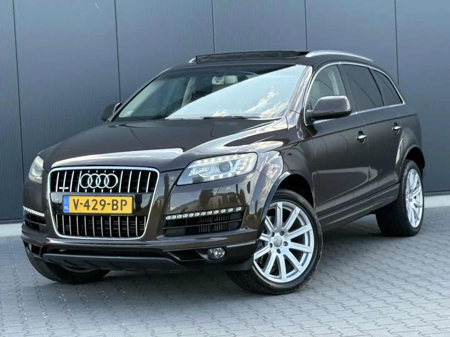 Audi Q7 3.0 TDI Quattro S-Line Facelift - Pano - Grijs Ken Brun - 1