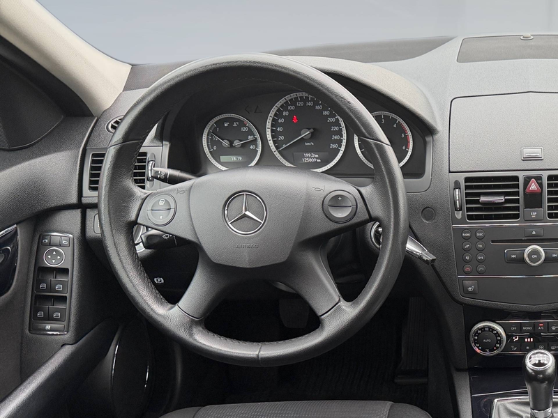 Mercedes-Benz C 220 CDI Elegance — photo 14