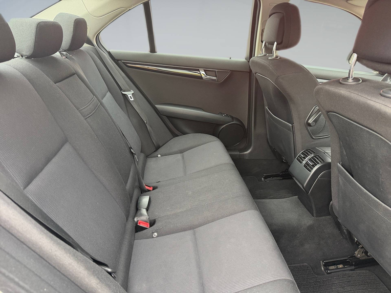 Mercedes-Benz C 220 CDI Elegance — photo 13