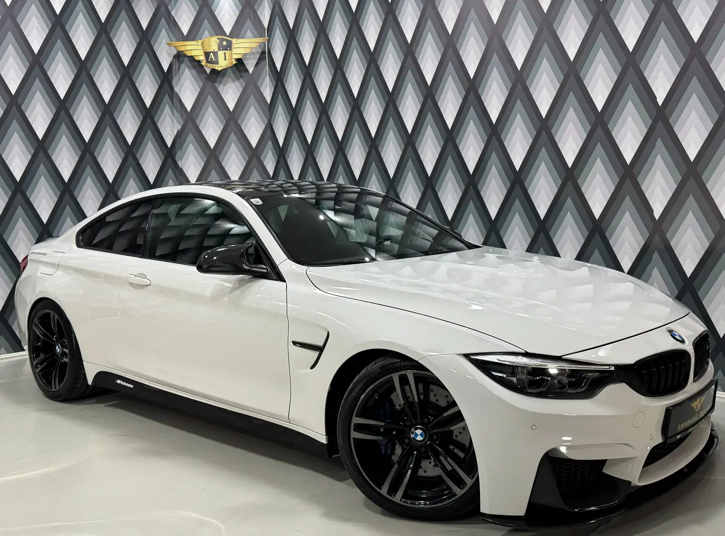 BMW M4 Coupe // HEAD UP // CARBON // AKRAPOVIC // Белый - 1
