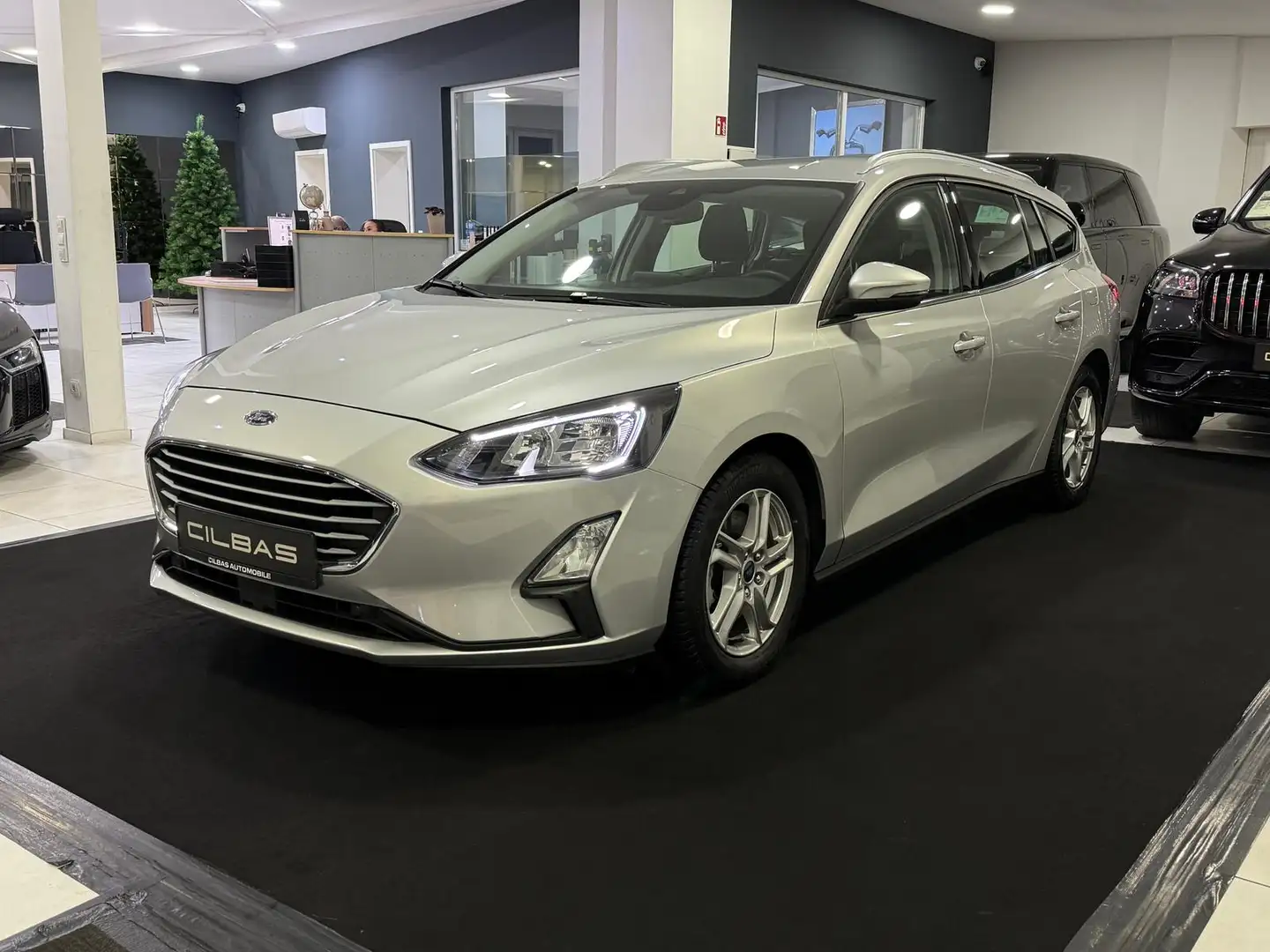 Ford Focus Cool & Connect 1.5 EcoBlue TDCi *NAVI*KAM* Argent - 2