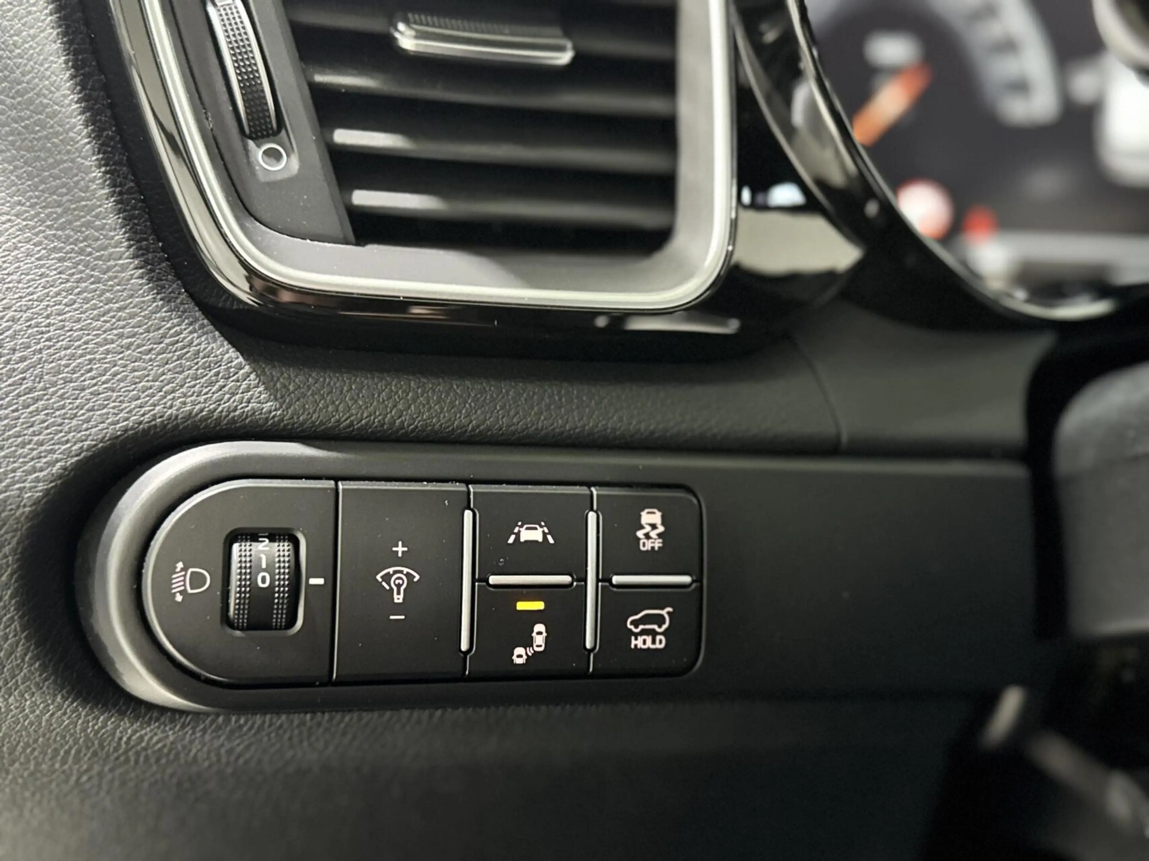 Kia ProCeed / pro_cee'd 1.6 GT|PANO|LANE ASSIST|ACC|KEYLESS|CARPLAY|JBL — photo 31