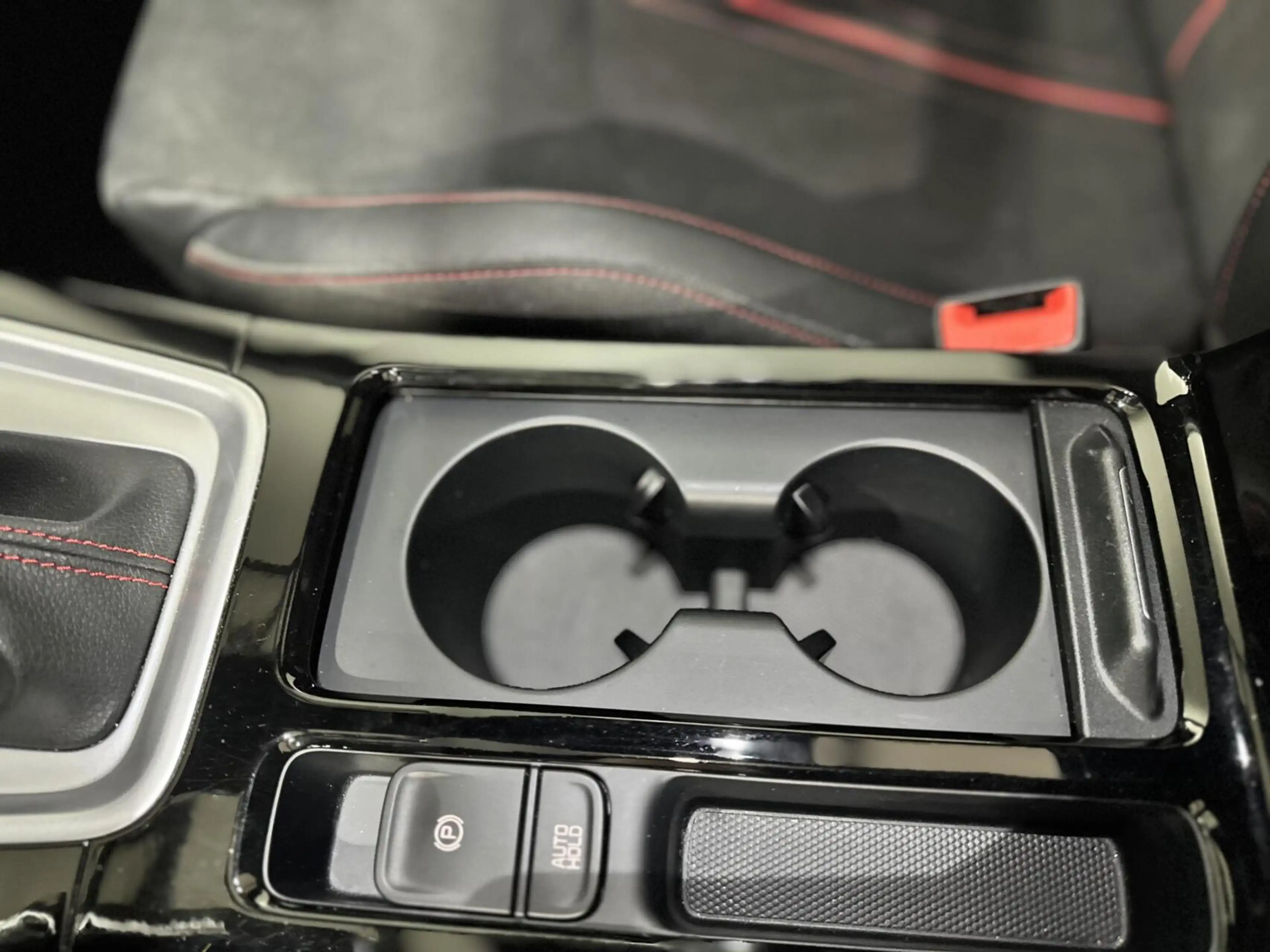 Kia ProCeed / pro_cee'd 1.6 GT|PANO|LANE ASSIST|ACC|KEYLESS|CARPLAY|JBL — photo 26