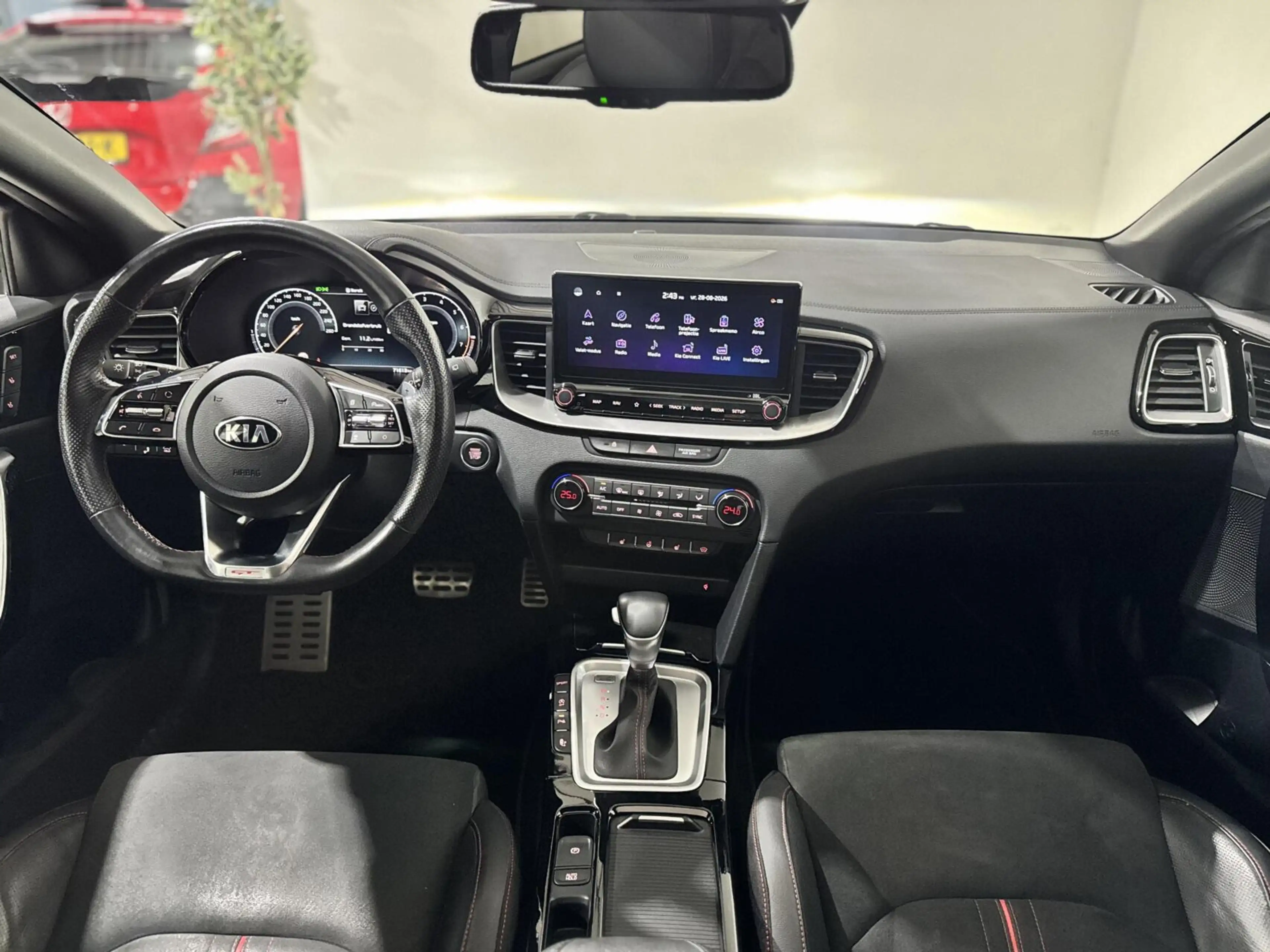 Kia ProCeed / pro_cee'd 1.6 GT|PANO|LANE ASSIST|ACC|KEYLESS|CARPLAY|JBL — photo 3