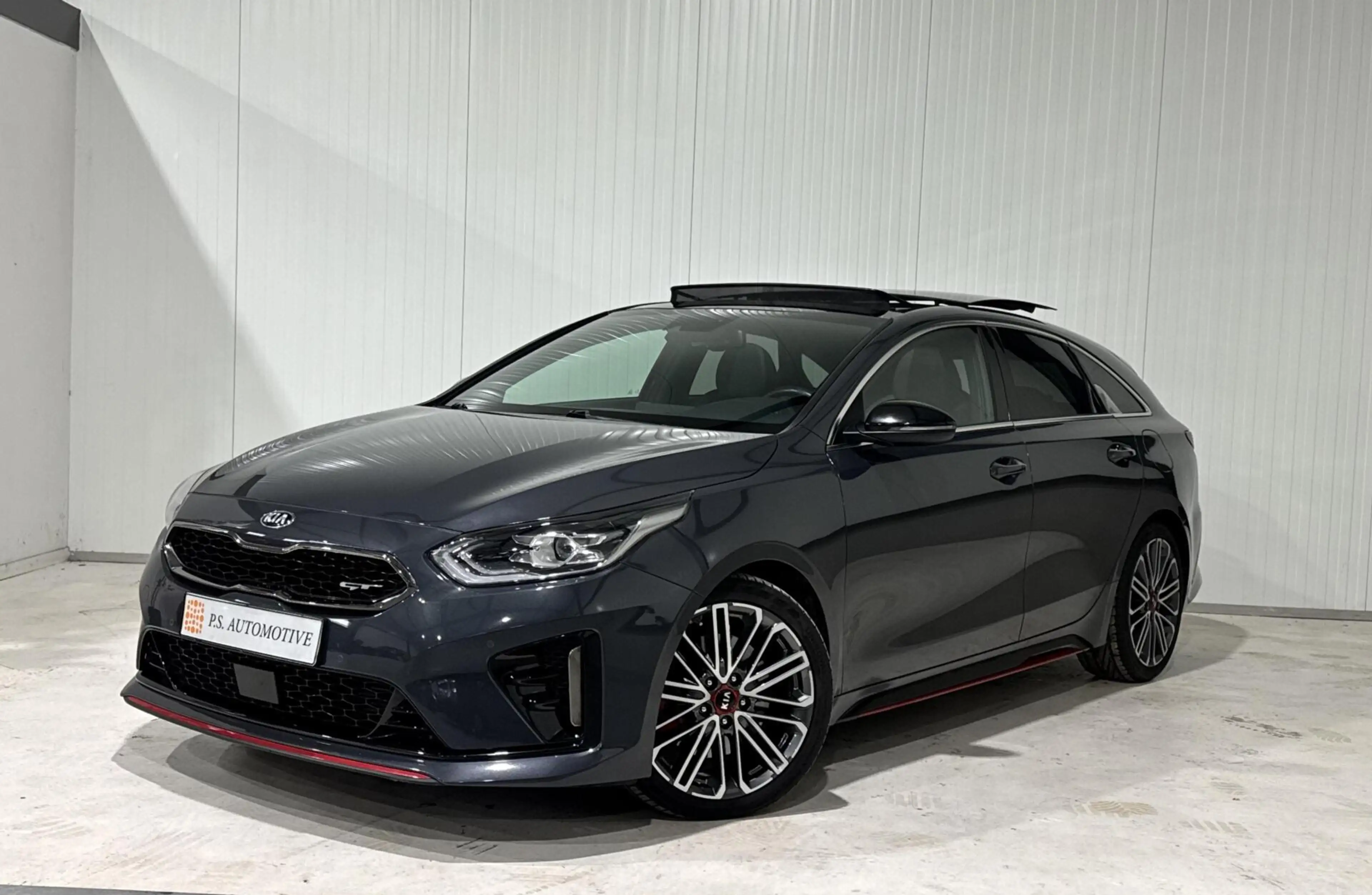 Kia ProCeed / pro_cee'd 1.6 GT|PANO|LANE ASSIST|ACC|KEYLESS|CARPLAY|JBL