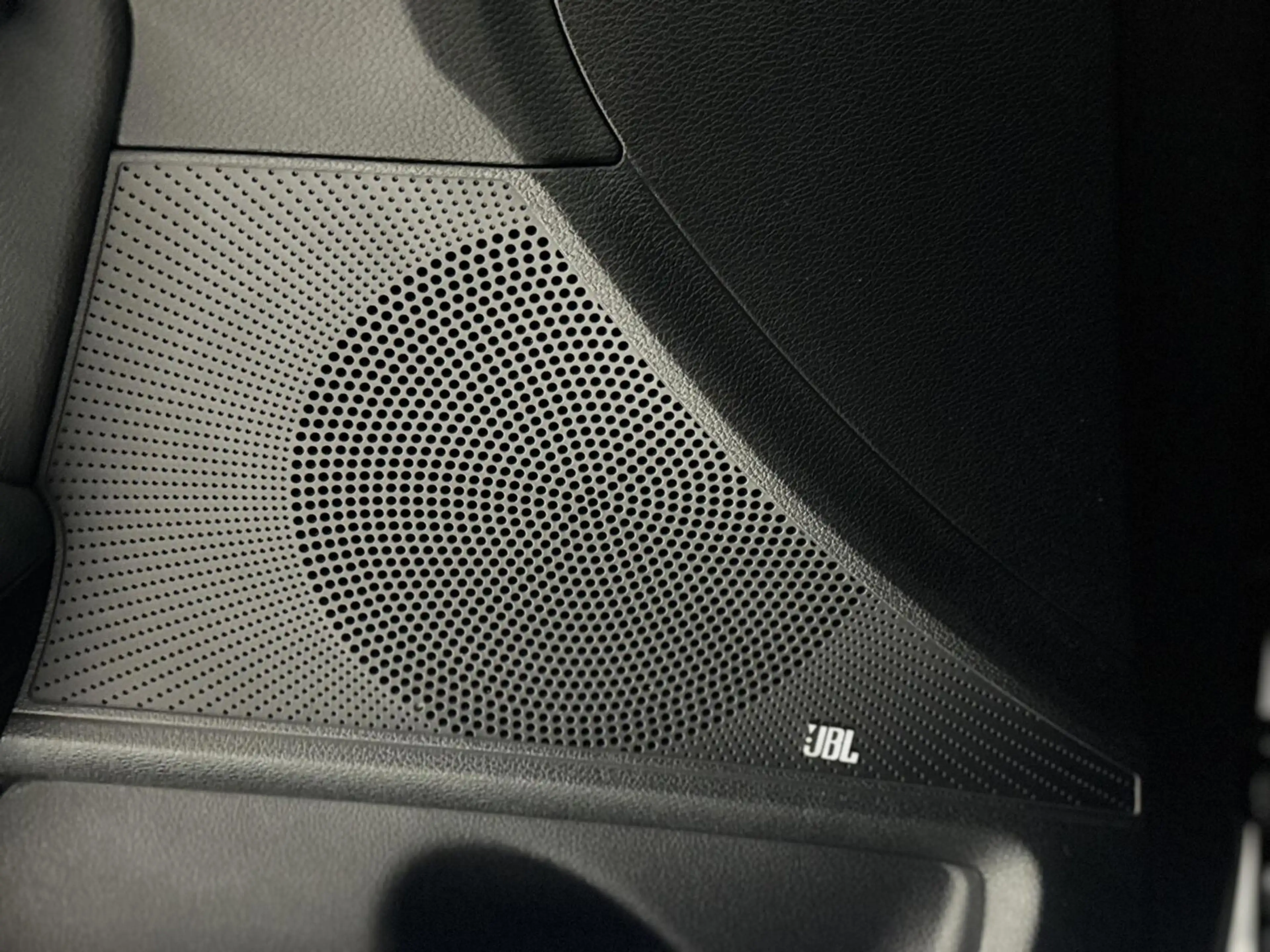 Kia ProCeed / pro_cee'd 1.6 GT|PANO|LANE ASSIST|ACC|KEYLESS|CARPLAY|JBL — photo 35