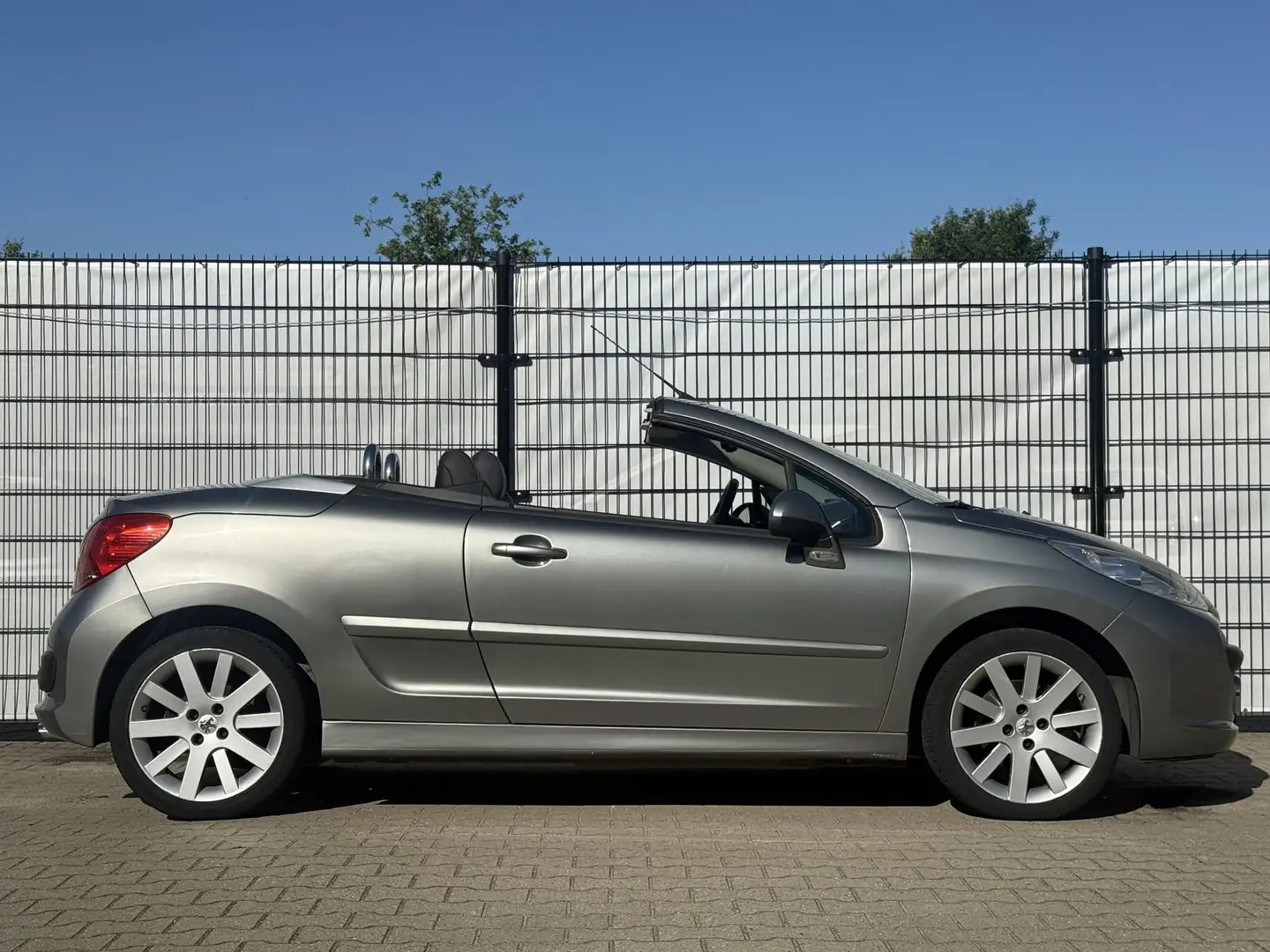 Peugeot 207 CC 1.6 VTi Roland Garros Clima/Leder! Gris - 2