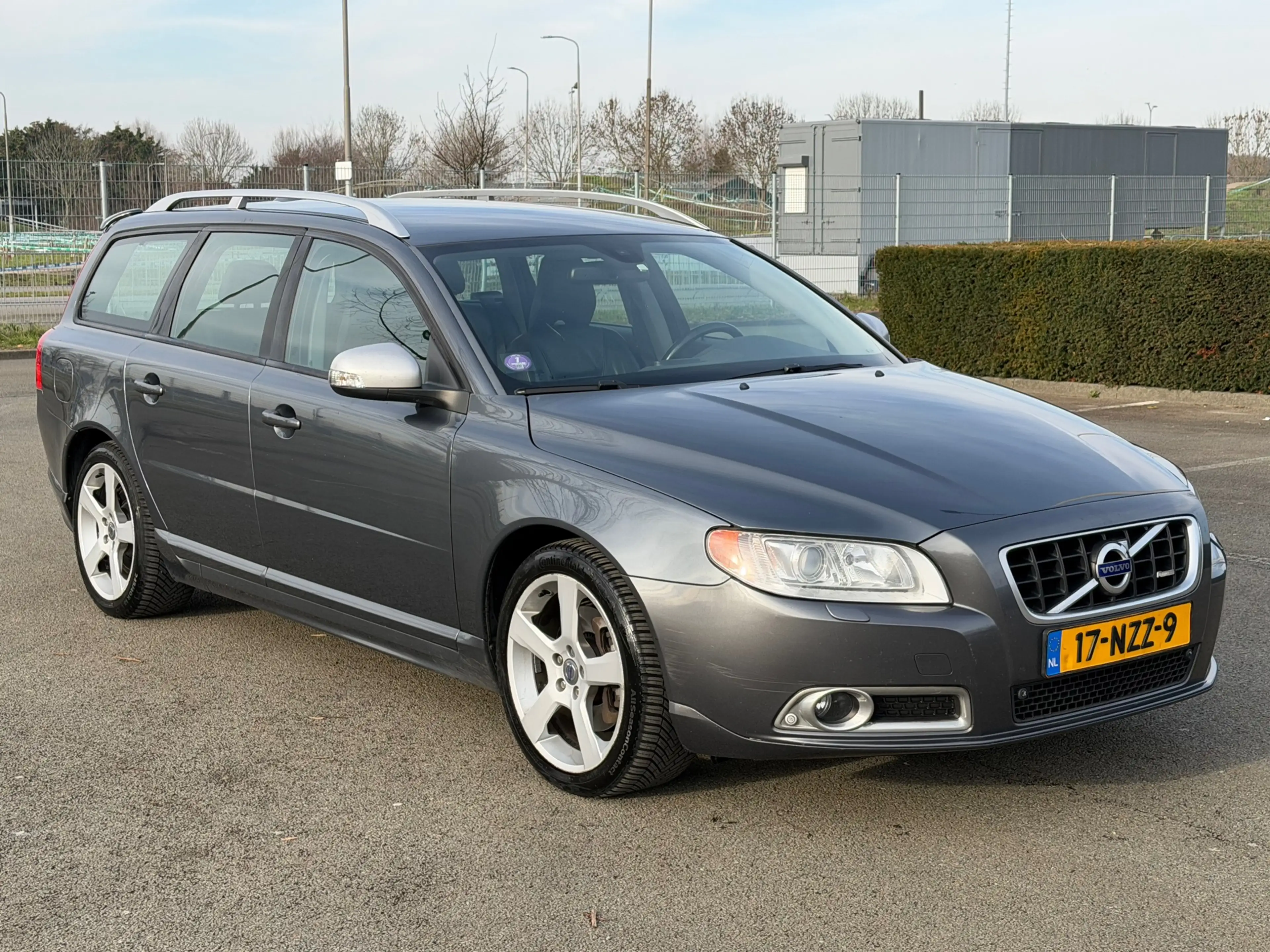 Volvo V70 2.0T AUT R-Edition - Leder - Xenon — photo 2