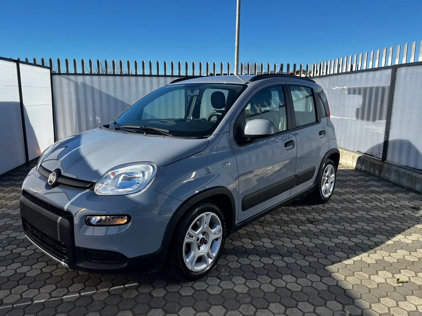 Fiat Panda Panda 1.0 firefly hybrid City Life s Grijs - 1