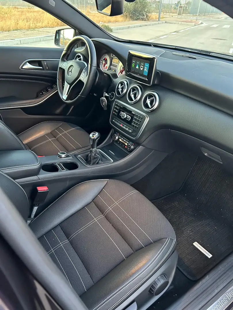 Mercedes-Benz A 180 A 180 BE Edition Edition Burdeos - 2