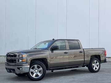 4WD Crew Cab Short Box LT w/1LT