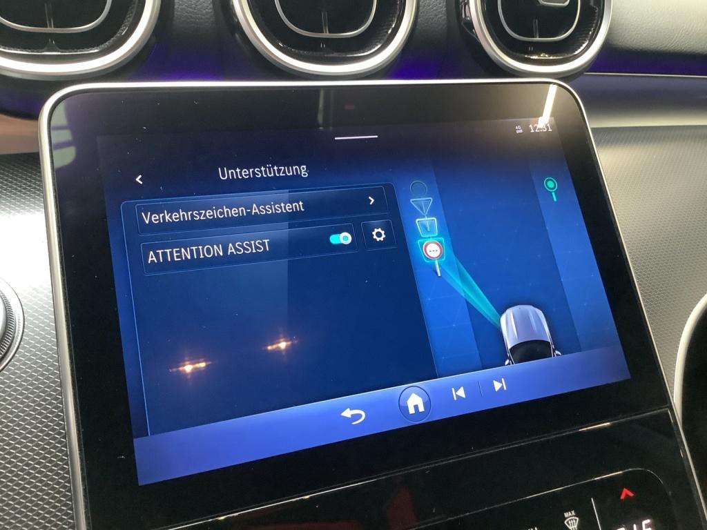 Mercedes-Benz C 220