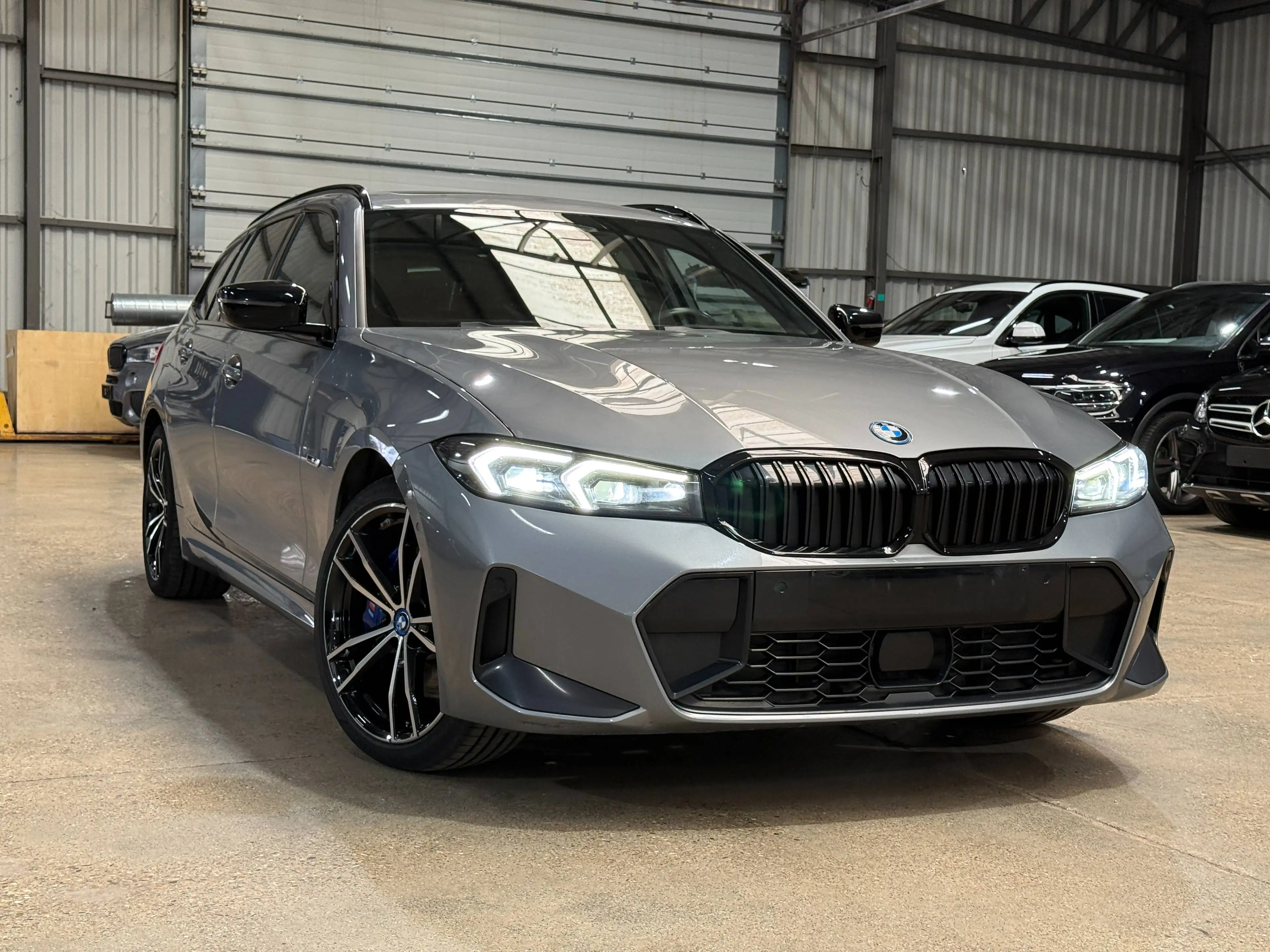BMW 330 Touring 330eAS M-Pack