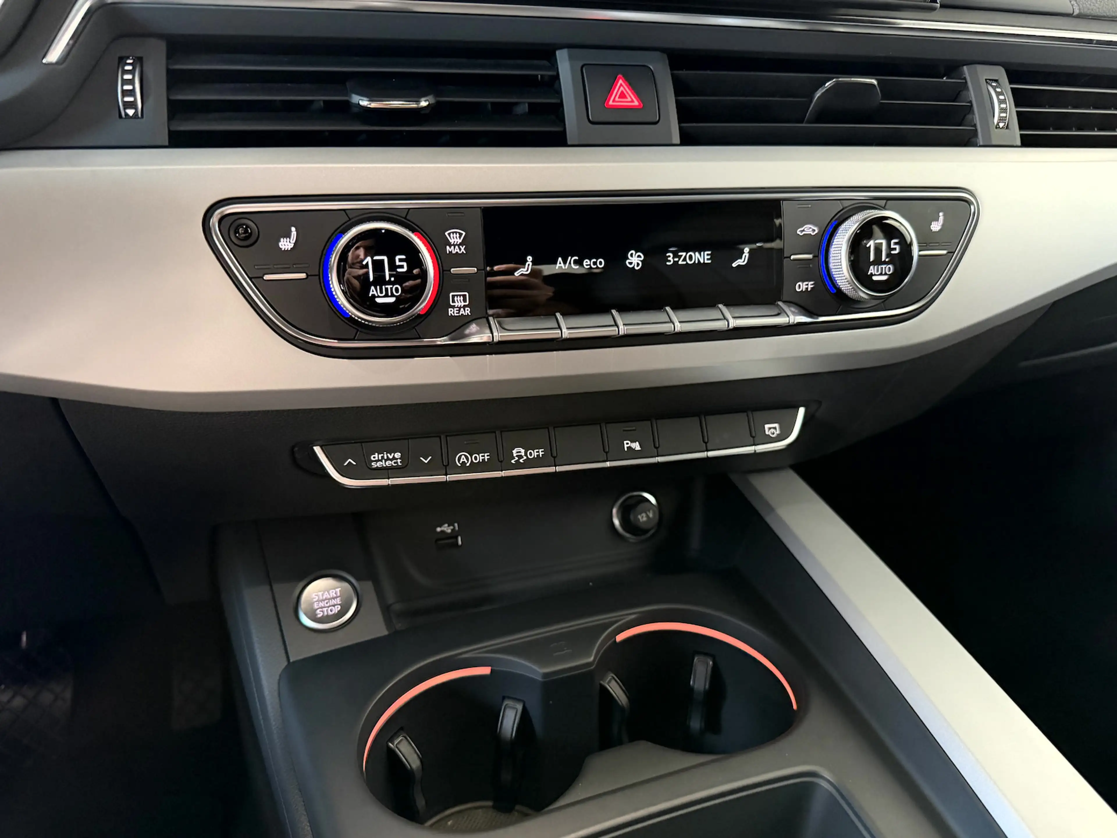 Audi A4 40 TFSI S Line Competition Edition*Matrix*AHK* — photo 15