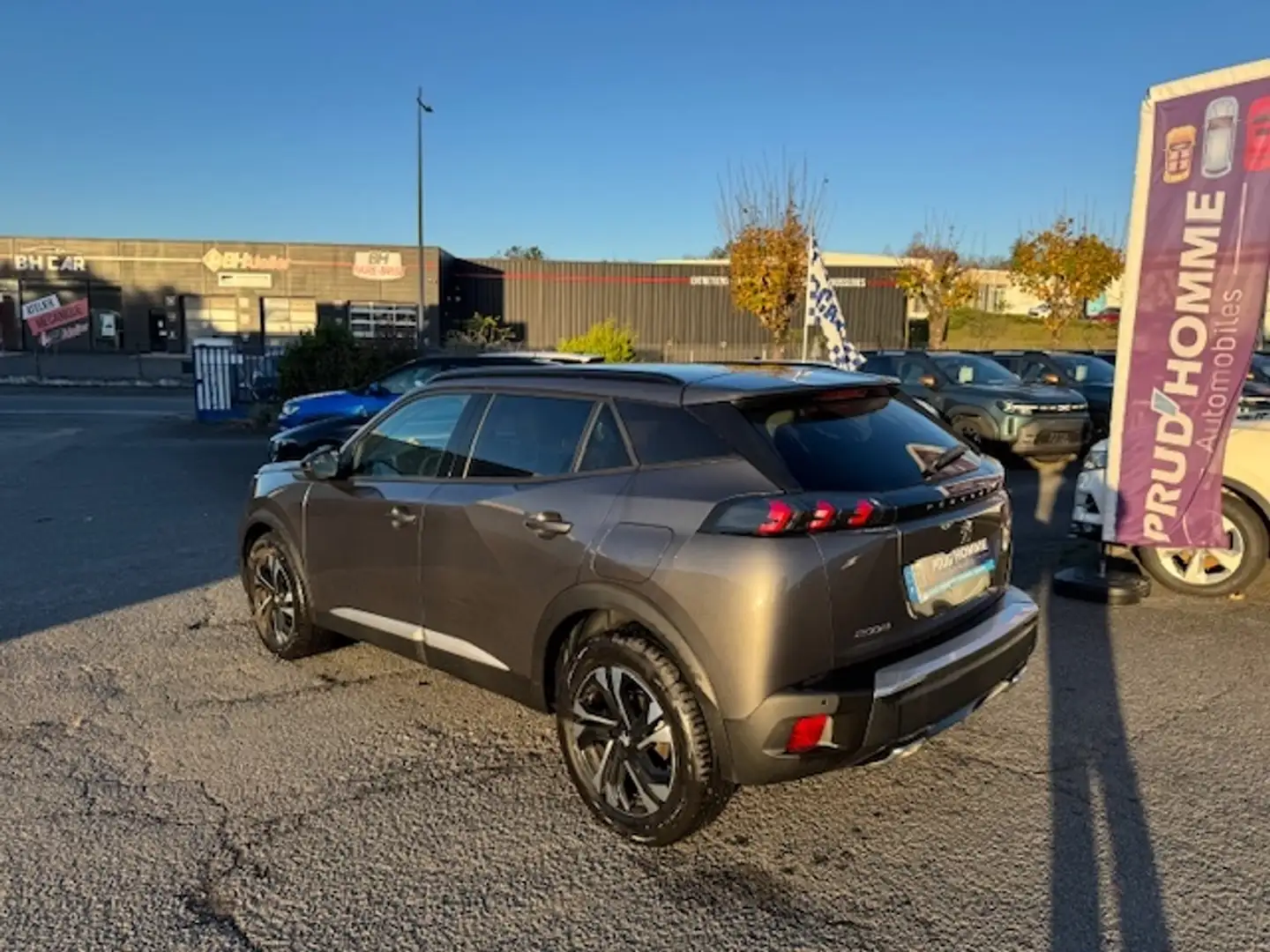 Peugeot 2008 1.2 PURETECH 130CH S\u0026S ALLURE PACK Gris - 2