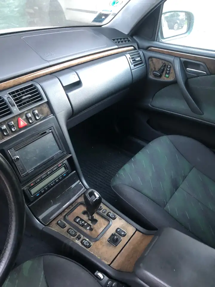 Mercedes-Benz E 430 E SW 430 V8 Avantgarde 4matic, foto 4