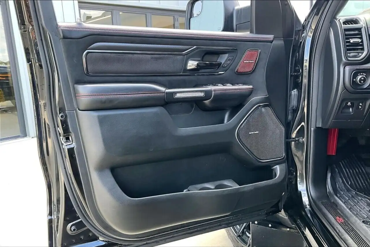 RAM 1500 photo RAM 1500