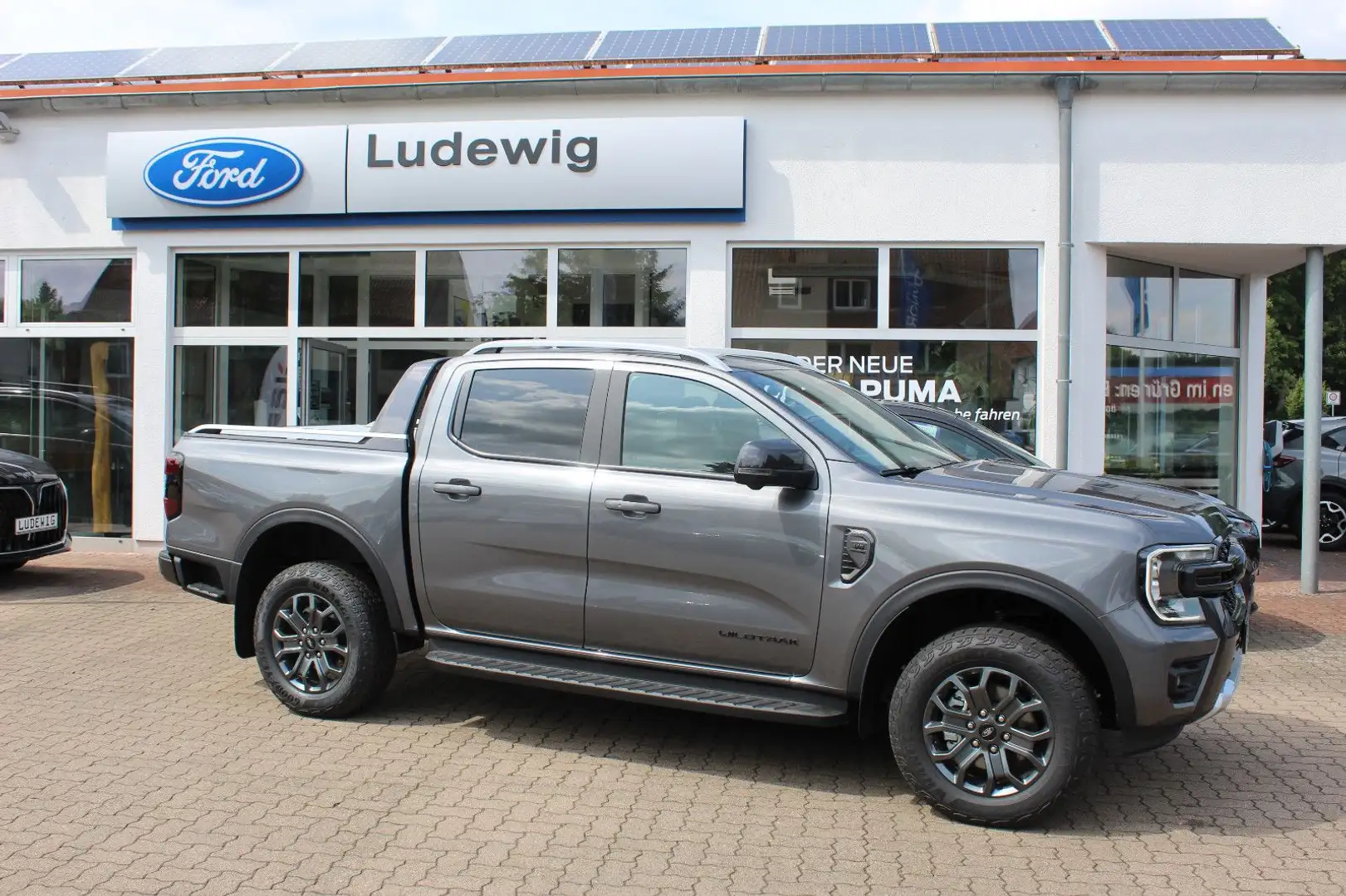 Ford Ranger Wildtrak e-4WD Doppelkabine V6 B&O Grau - 2