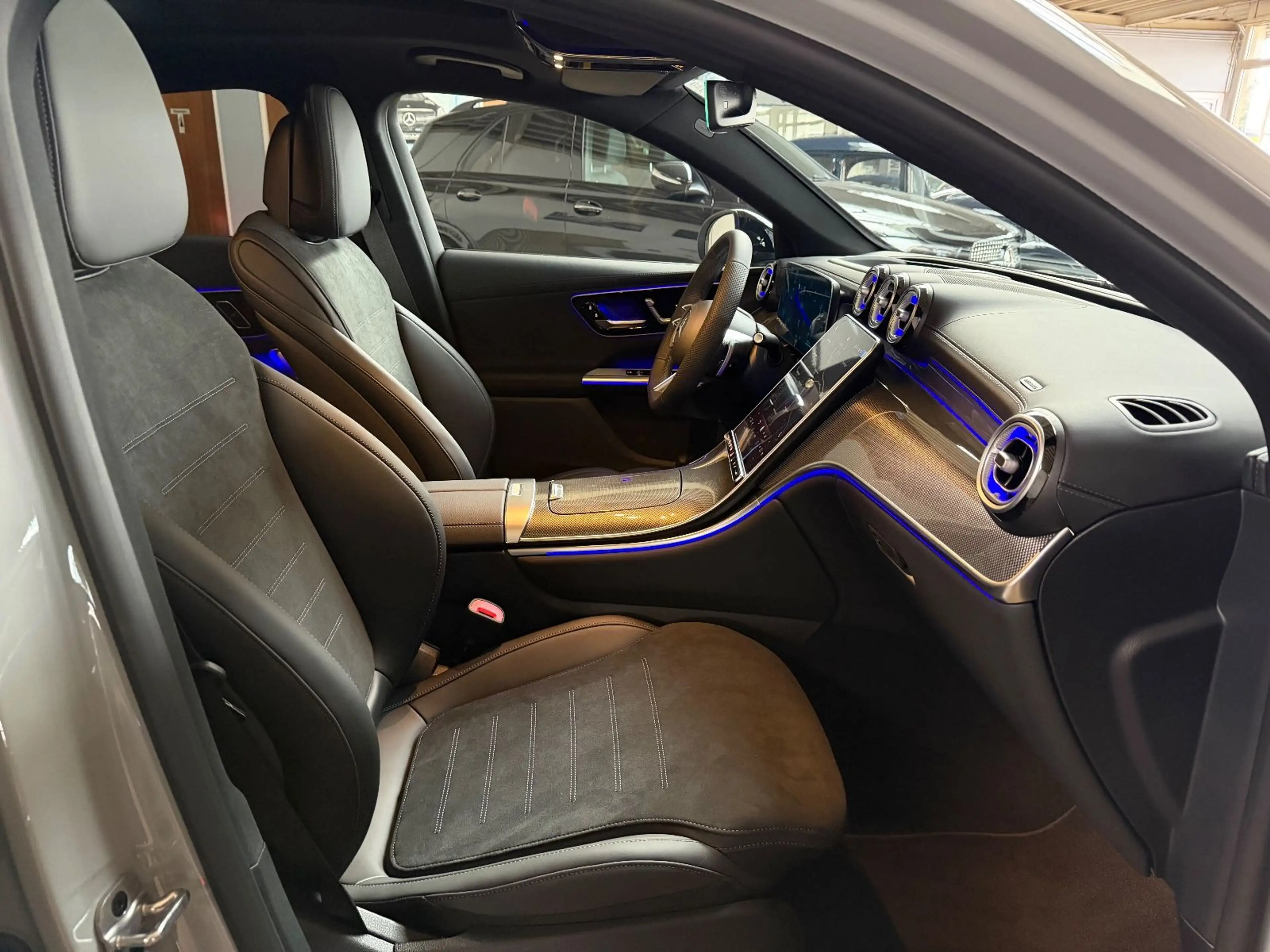Mercedes-Benz GLC 300 de 4M Coupé AMG Premium+/Pano/Tech.-Paket — photo 8