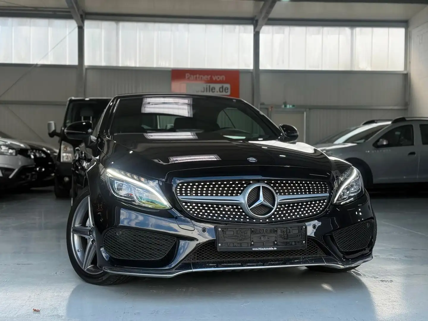 Mercedes-Benz C 220 Cabrio AMG-Line Burmester Kamera Totwinkel Schwarz - 1
