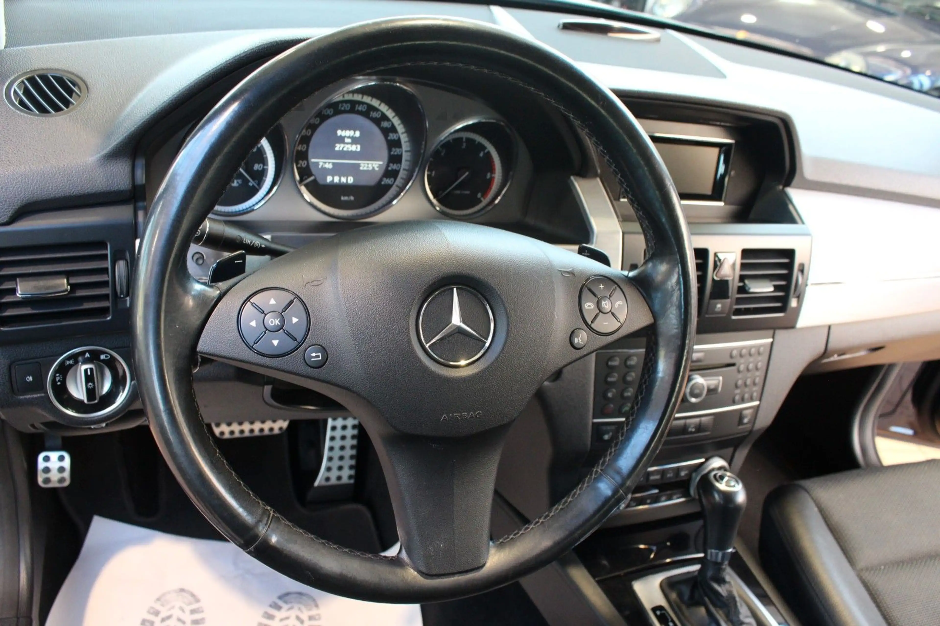 Mercedes-Benz GLK 220 CDI BlueEfficiency 4Matic+AHK+Pano+SHZ+ — photo 13