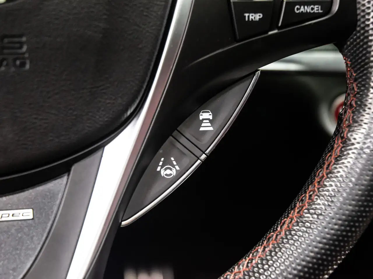 Acura MDX снимка Acura MDX