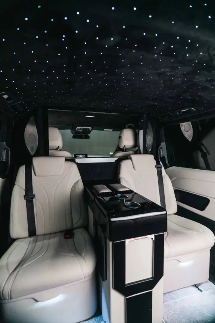 Mercedes-Benz V 250 250d Largo Exclusive 7G Tronic Schwarz - 1