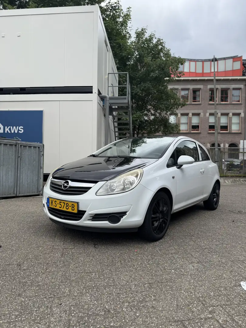 Opel Corsa 1.0-12V Essentia Wit - 2