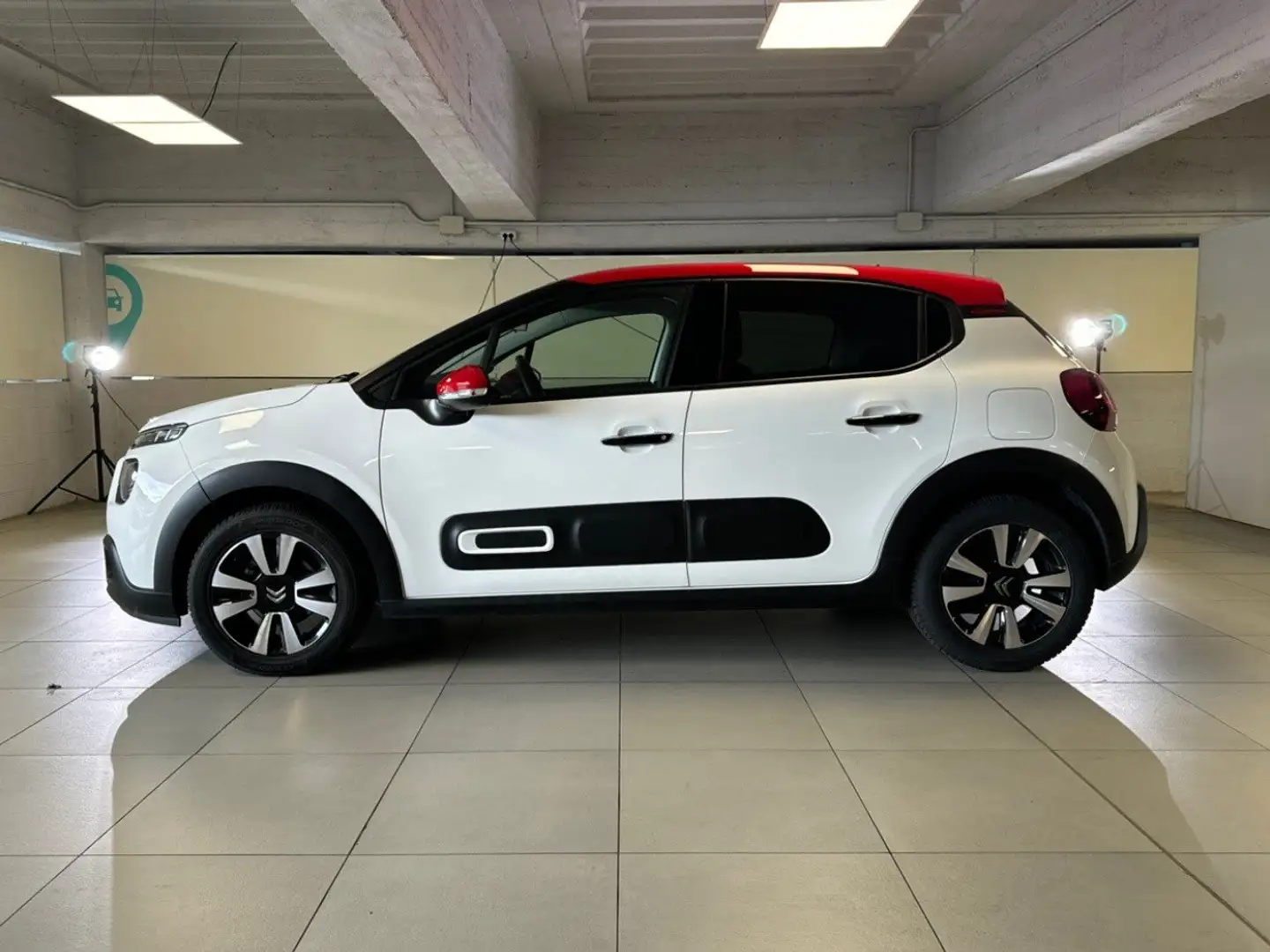 Citroen C3 PureTech 83 S&S Shine Bianco - 2