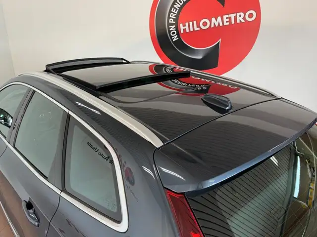 Volvo XC60 view 15