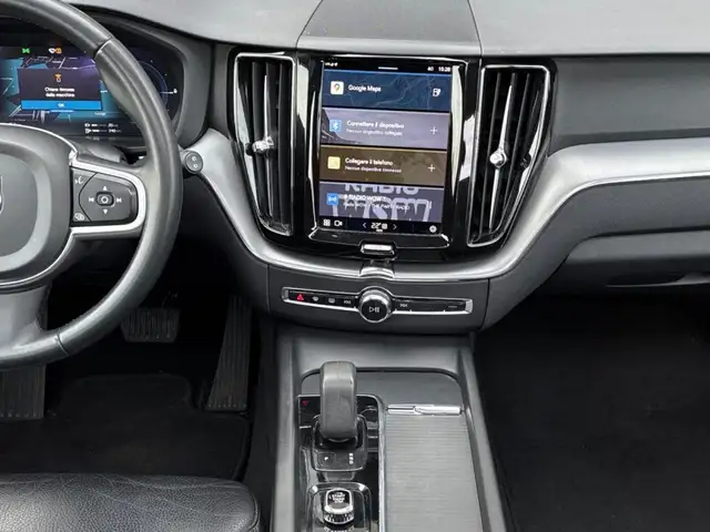 Volvo XC60 view 12