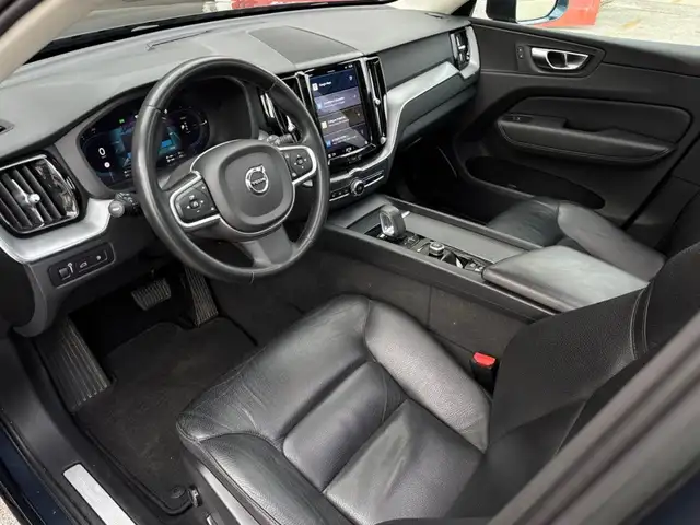 Volvo XC60 view 6