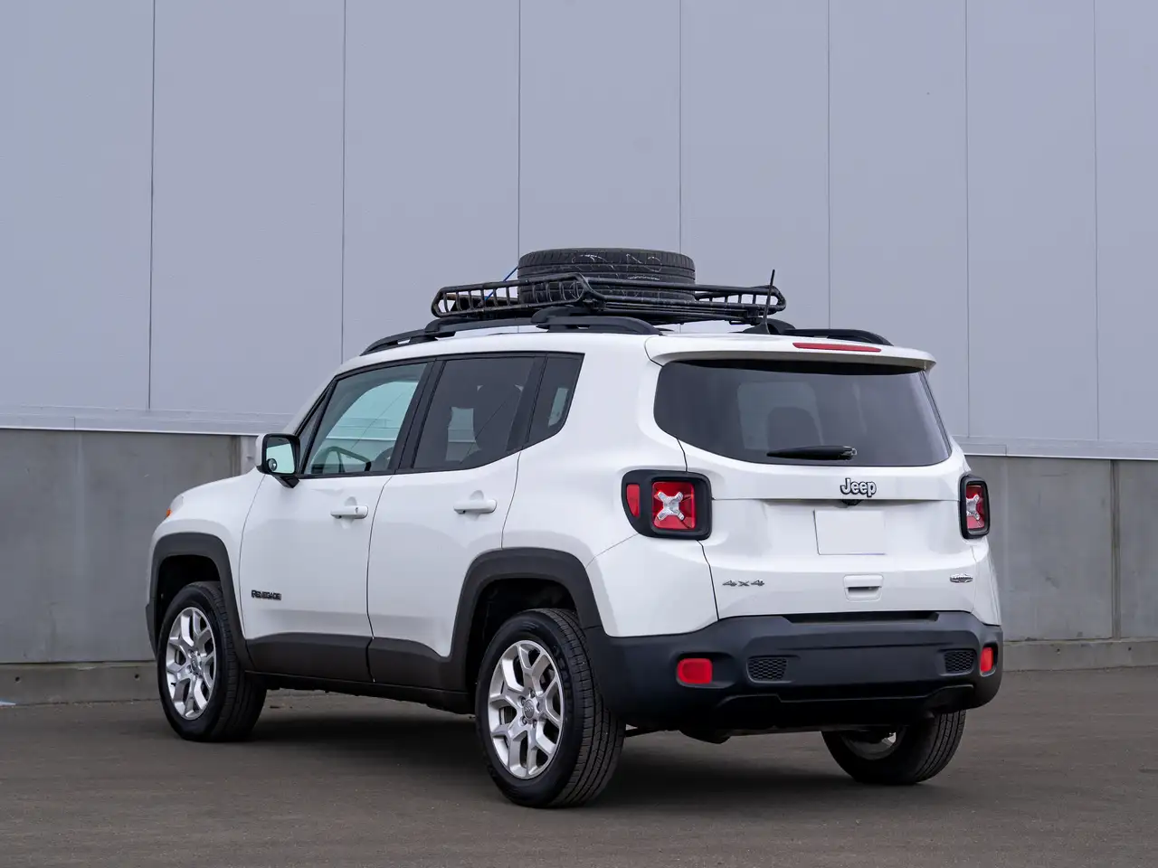 Jeep Renegade снимка Jeep Renegade
