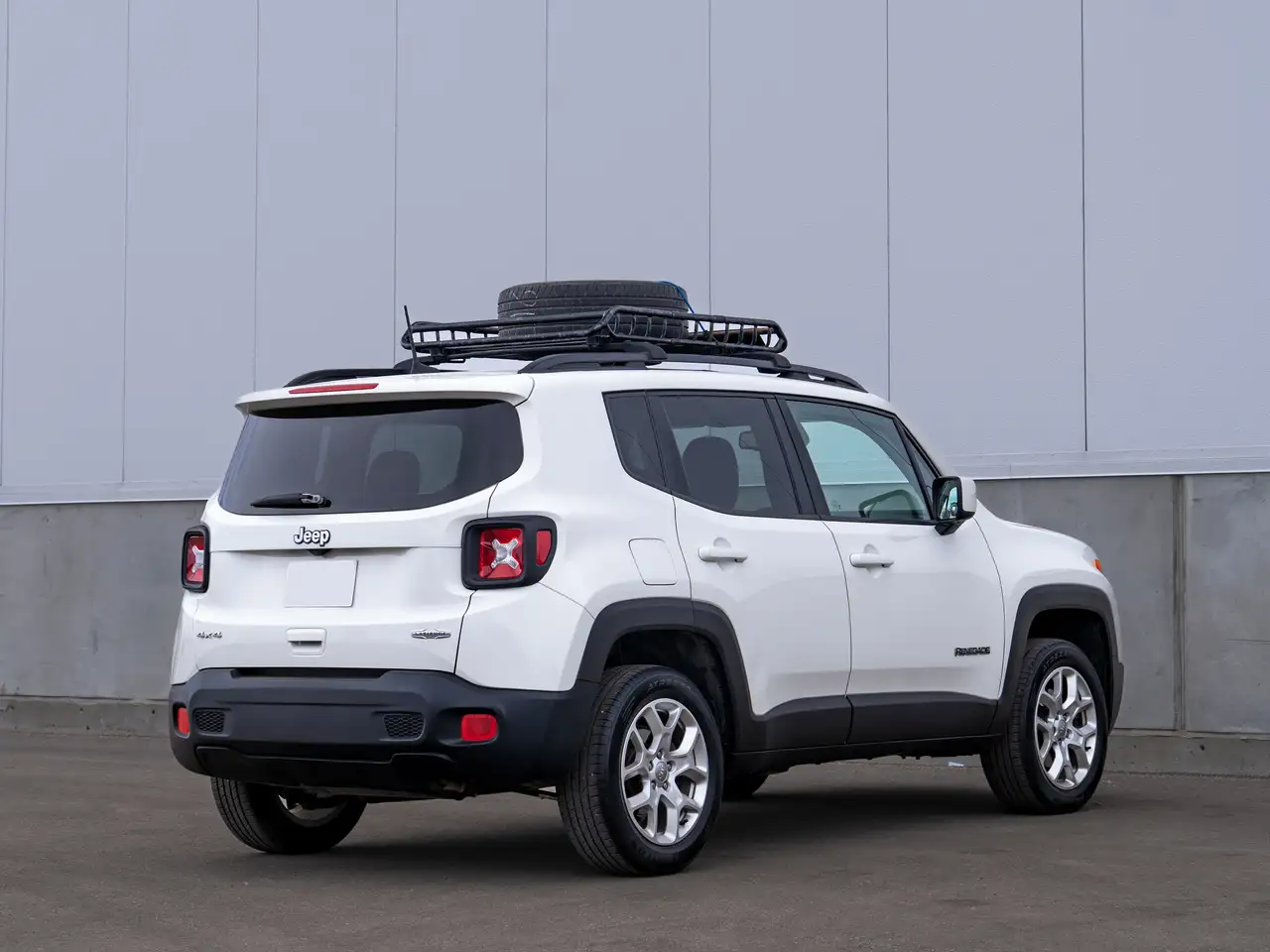 Jeep Renegade снимка Jeep Renegade