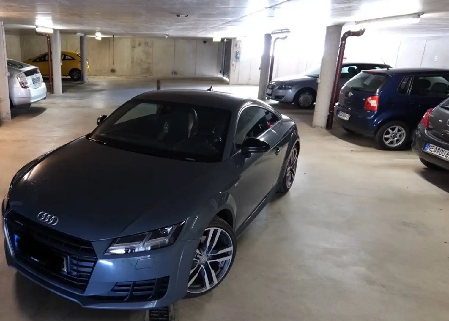 Audi TT Coupe 2.0 tfsi S line quattro s-tronic - 1