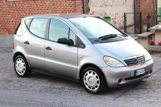 Mercedes-Benz A 160 PENSIONATA UNICA PROPRIETARIA SOLO 130.000KM CERTIFICATI NON PAGA IL BOLLO CLIMATIZZATA INTERNO DA AUTO NUOVA