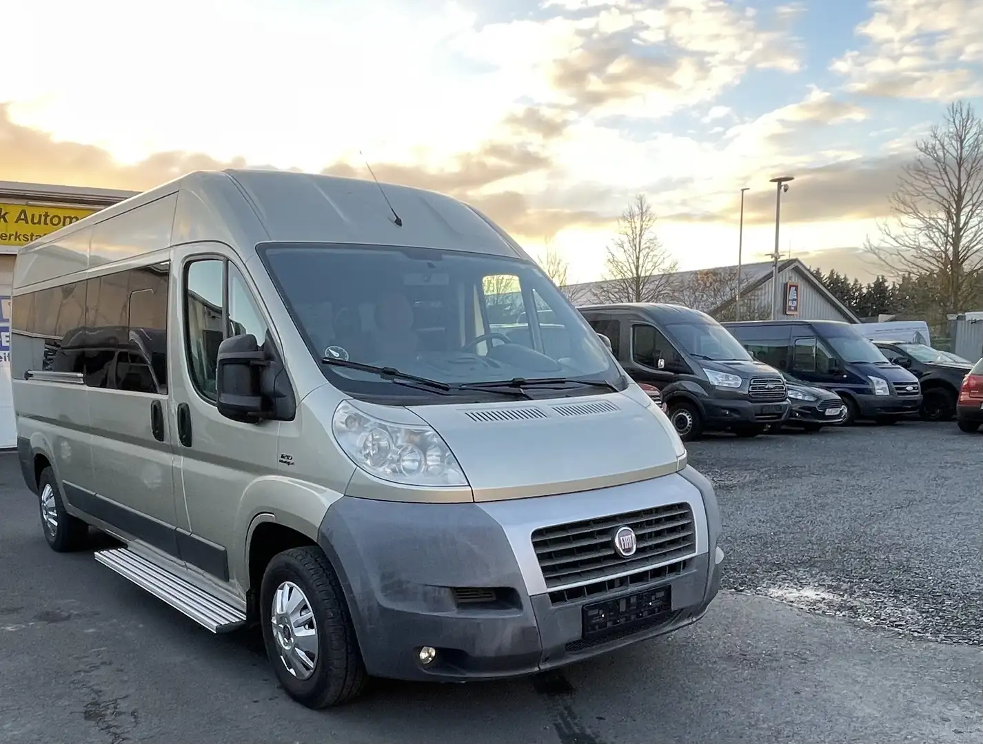 Fiat Ducato L3 H2 Panorama 35 L Behindertengerecht el. Lift Beige - 2